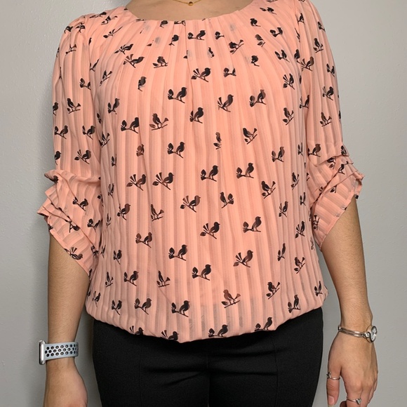 Sara Michelle Blouse in Blush - New with Tag - Size Small - Picture 2 of 9